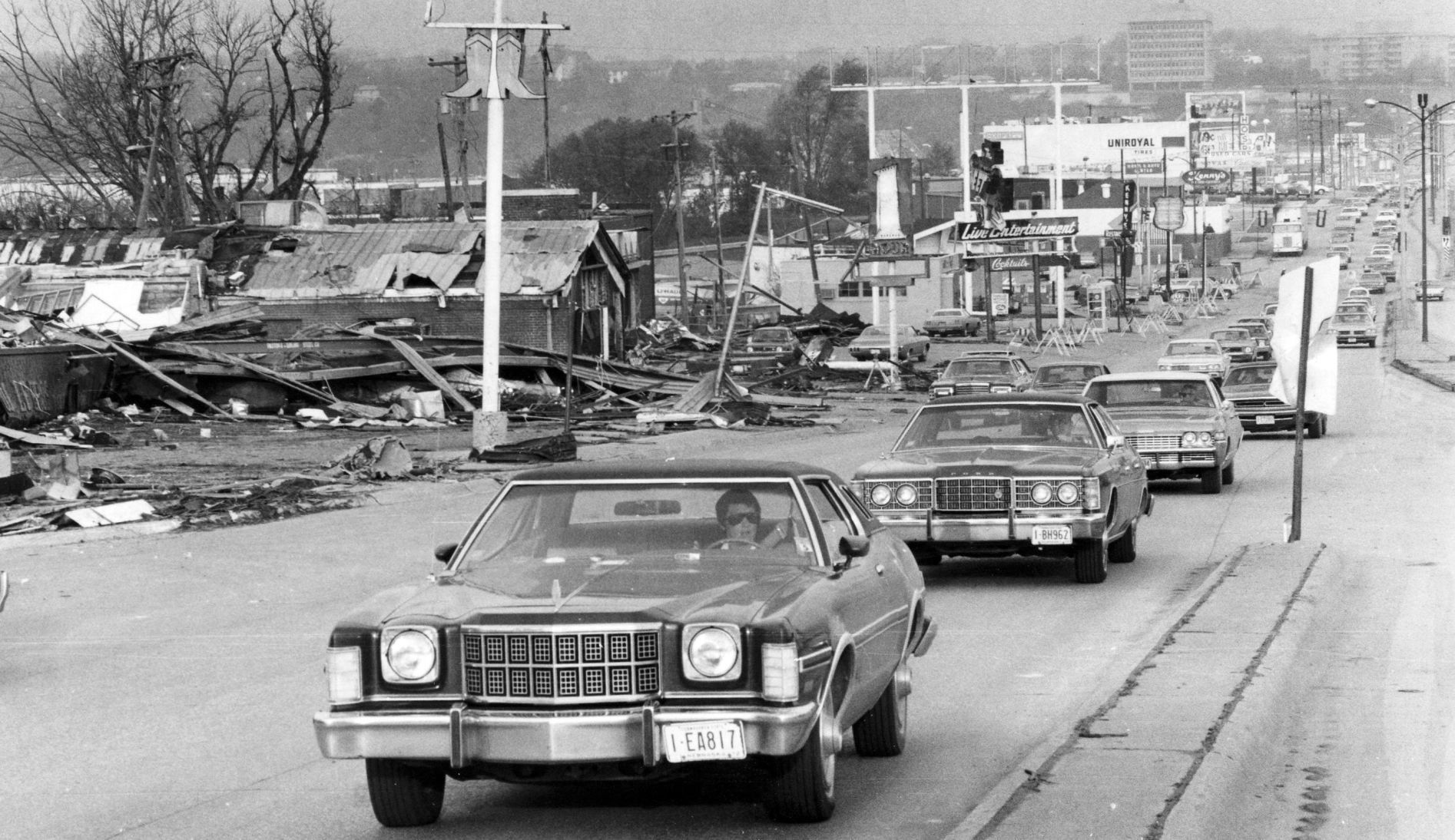 1975Tornado026